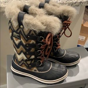 Winter boots